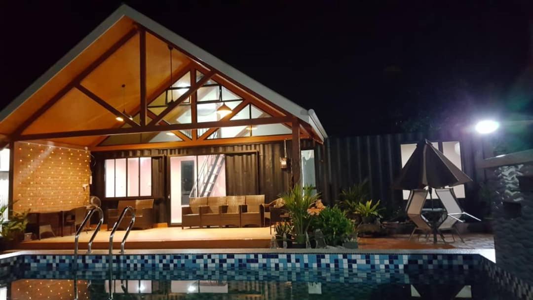 Homestay Umbai Kelana Merlimau Luaran gambar