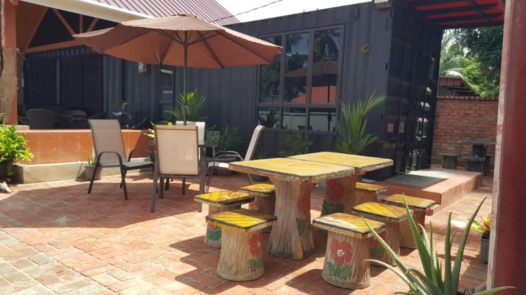 Homestay Umbai Kelana Merlimau Luaran gambar