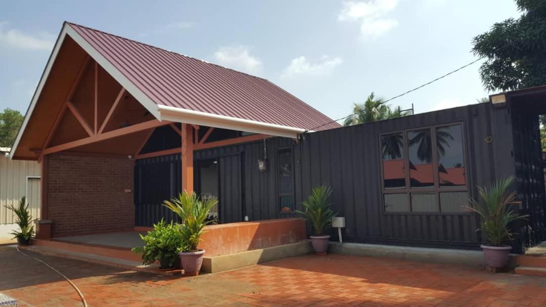 Homestay Umbai Kelana Merlimau Luaran gambar